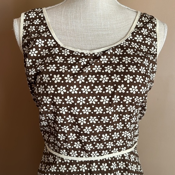 Max Studio Floral Summer A-line Dress Size Medium Brown and White - Picture 2 of 9